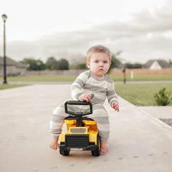 Promo π CAT Shovel And Sift Dump Truck Ride-On Toy For Kids And Children Ages 1 - 3 Years Old, Featuring Realistic Job Site Sounds And Removable Sifter And Shovel, Yellow/Black, By β 11 Promo π CAT Shovel And Sift Dump Truck Ride-On Toy For Kids And Children Ages 1 - 3 Years Old, Featuring Realistic Job Site Sounds And Removable Sifter And Shovel, Yellow/Black, By β -Scooters & Equipment Sales 41SvGRnWpZL